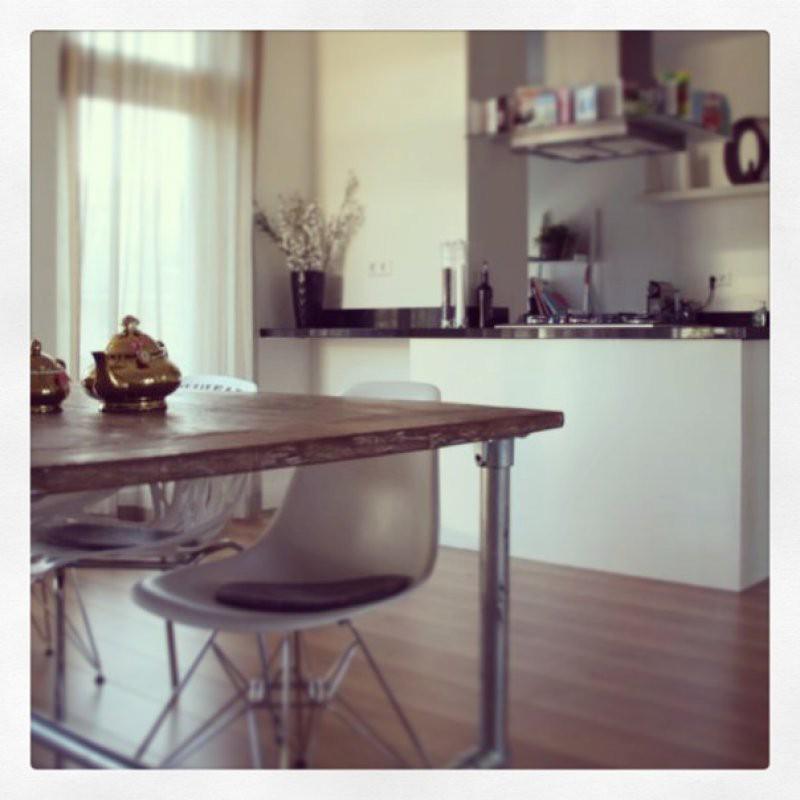 woonhome-stijlvolle-strakke-woonkeuken-gezellig-maken