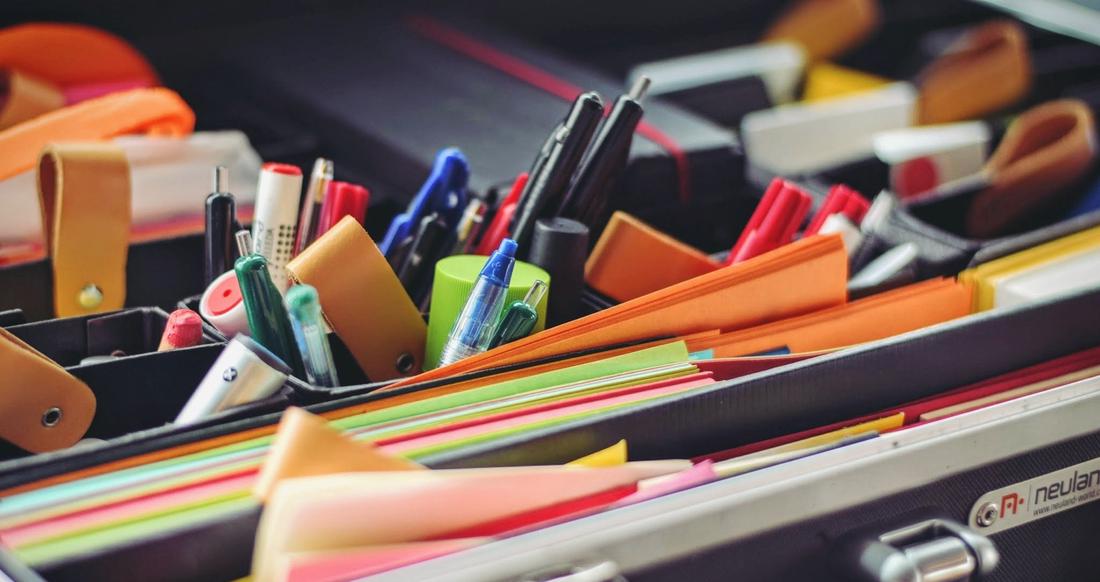 woonhome-kantoorartikelen-werk-office-baan