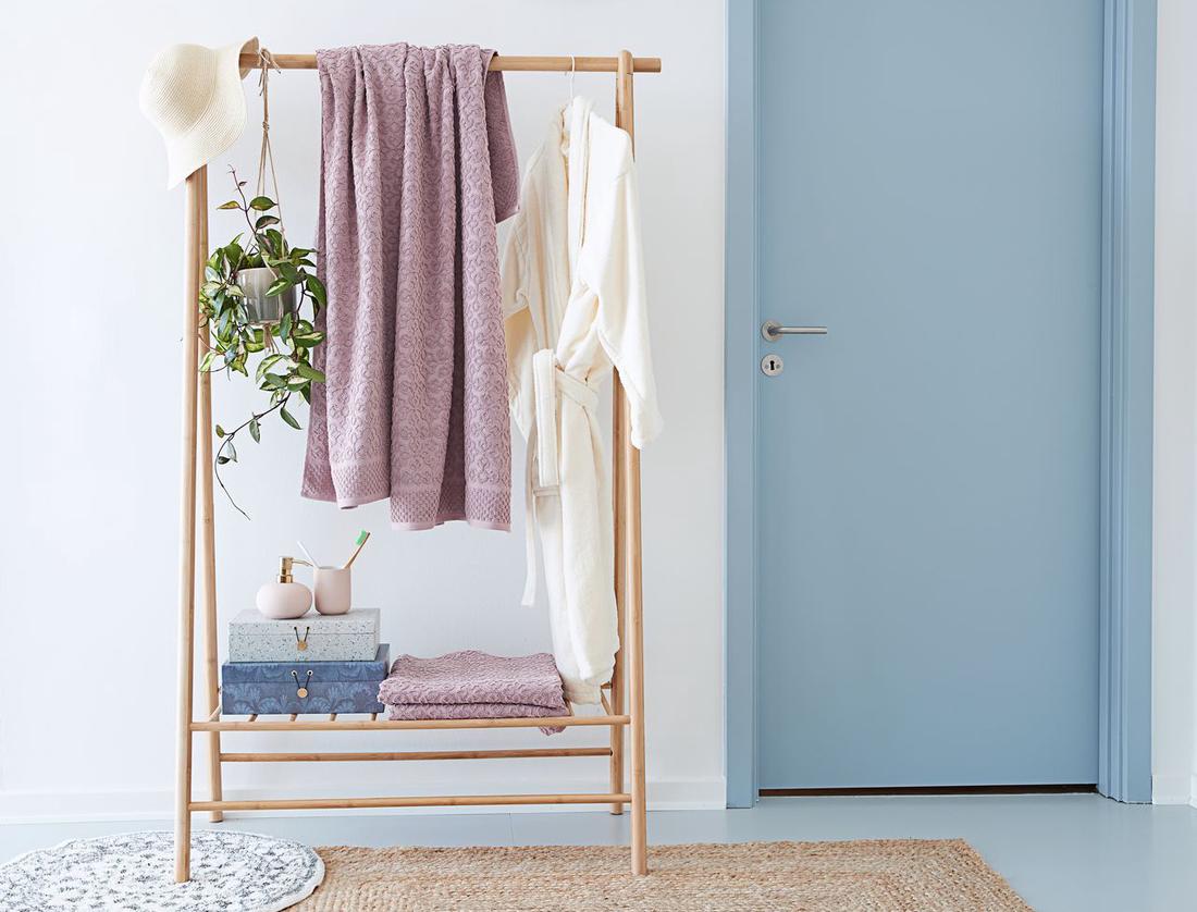 Speels en subtiel spelen met lichte kleuren