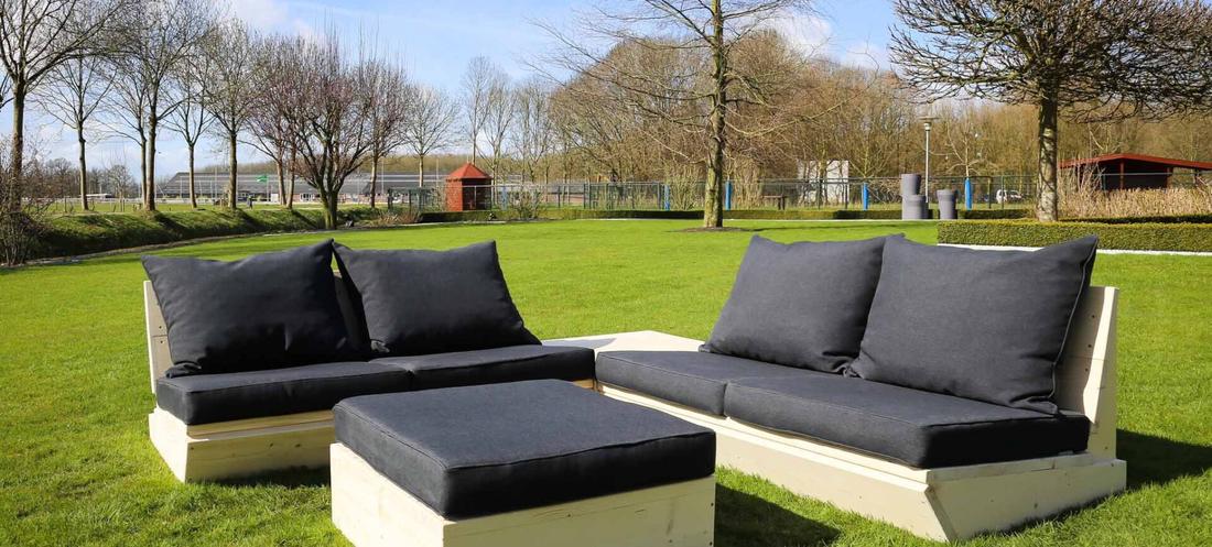 Kies de juiste kussens voor de beste comfort op jouw loungeset!