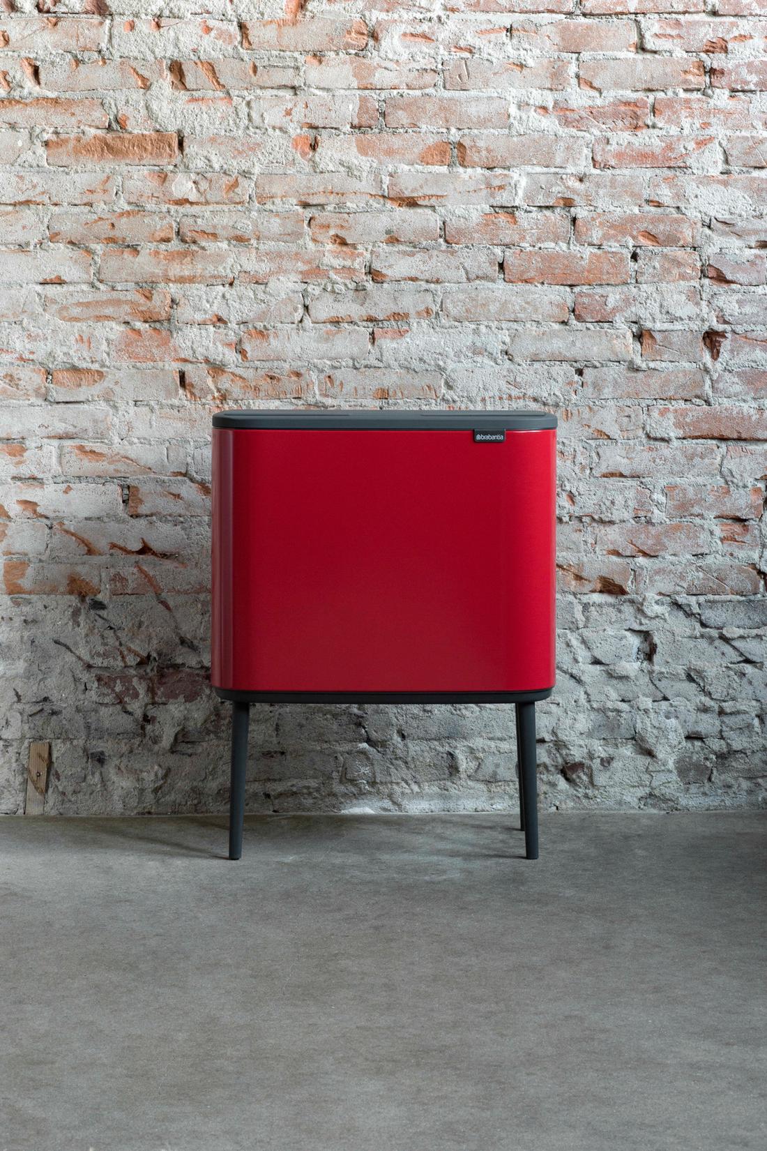 Gooi met een soft touch je spullen weg in een opvallend design object.