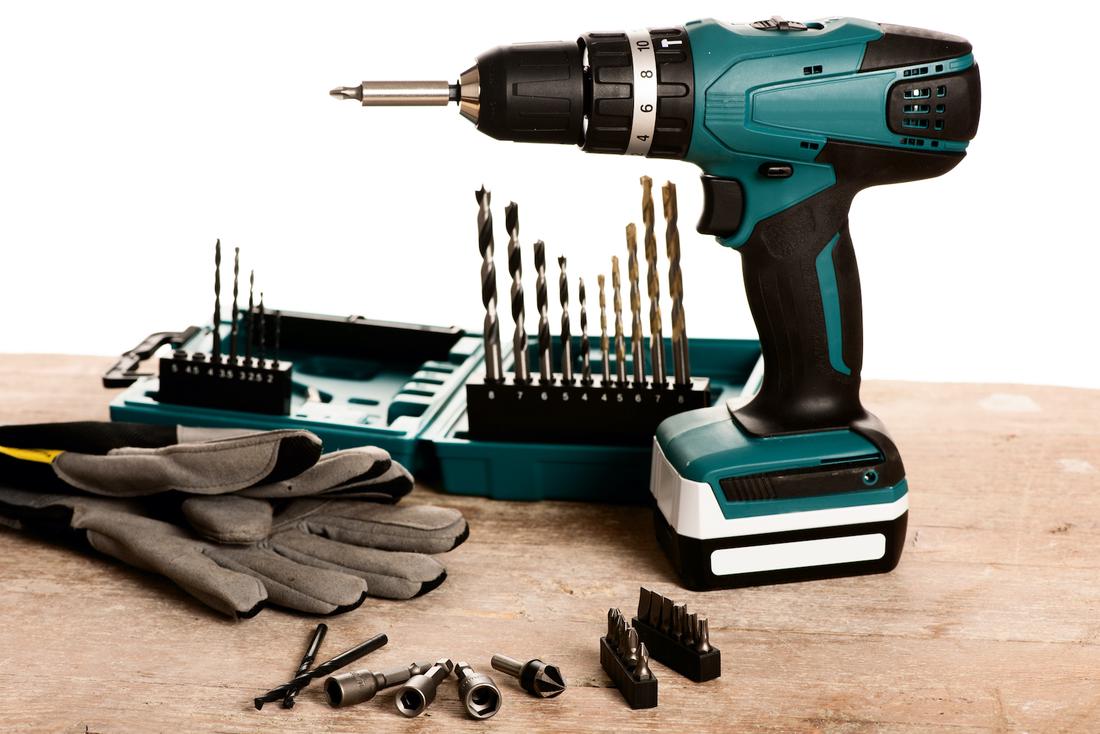 woonhome-boormachine-elektrische-accu-boren-klussen-1