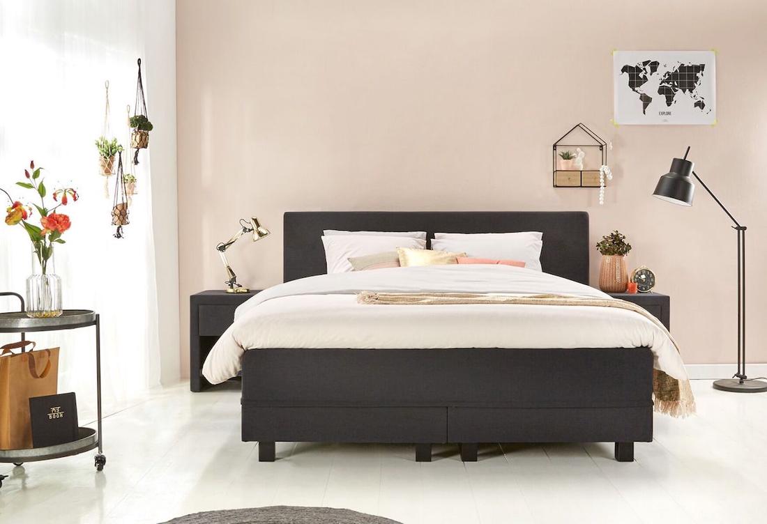 woonhome-swiss-sense-slapen-boxspring-ledikant-slaapkamer-inspiratie-chique-boxspring-4