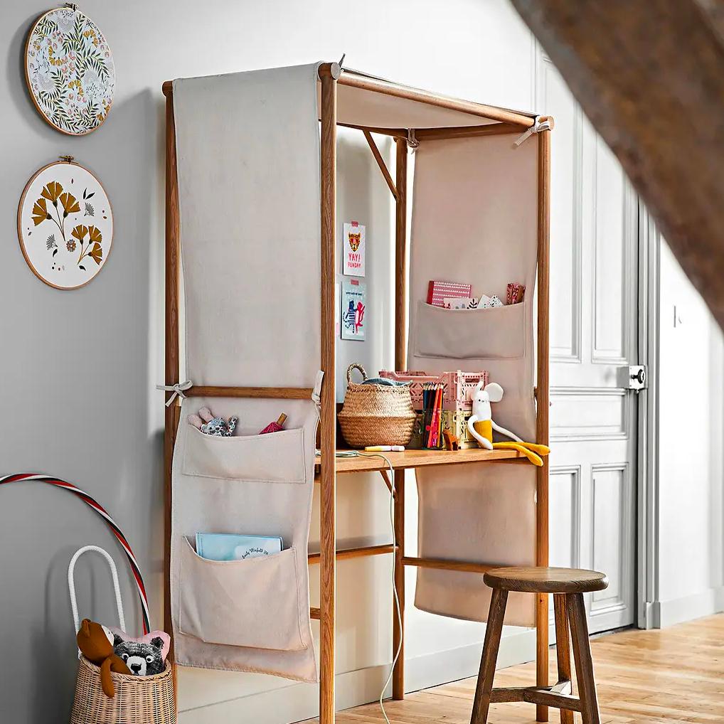 Bekijk doeken Combineer de ronde wanddoeken met andere speelse deco en maak er een vrolijk en creatief geheel van.