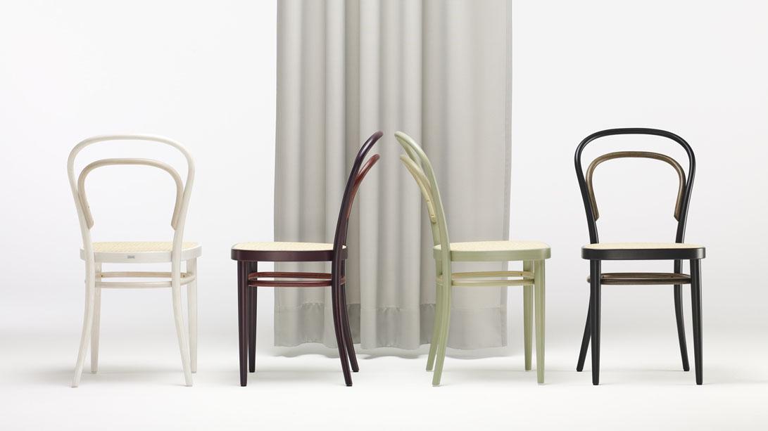 De Thonet nr. 214 is een klassieker en tegenwoordig verkrijgbaar in allerlei kleuren.
