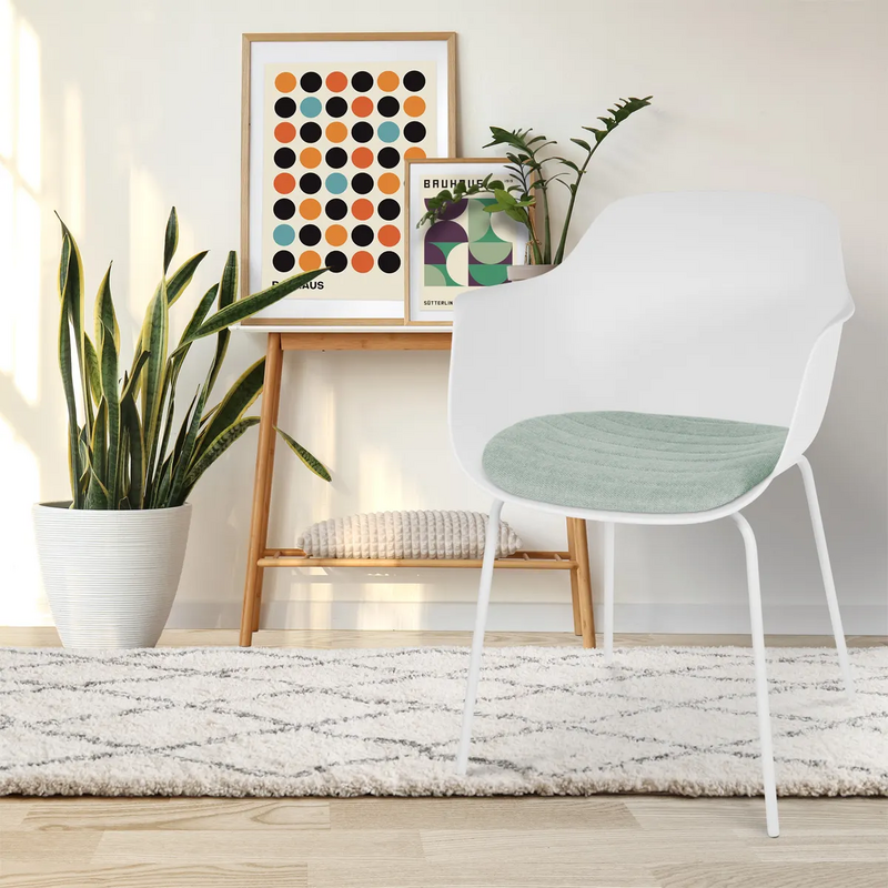 Bekijk deze stoel Kies een zachte maar warme kleur voor op de stoel.