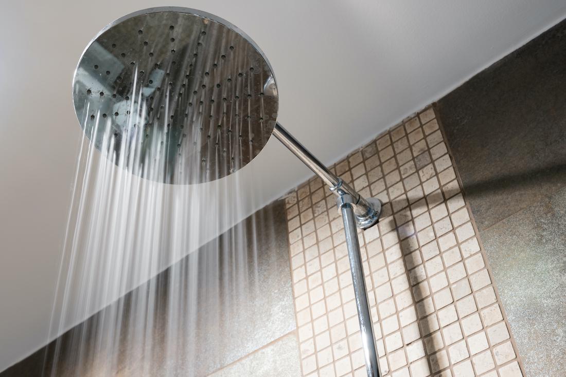 woonhome-regendouche-douchekop-water-ontharder-badkamer-1