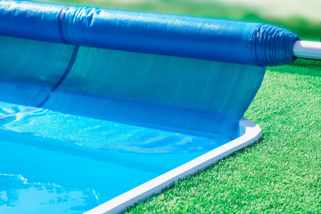 woonhome-zwembad-afdek-afdekken-thuis-tuin-zwembad-1