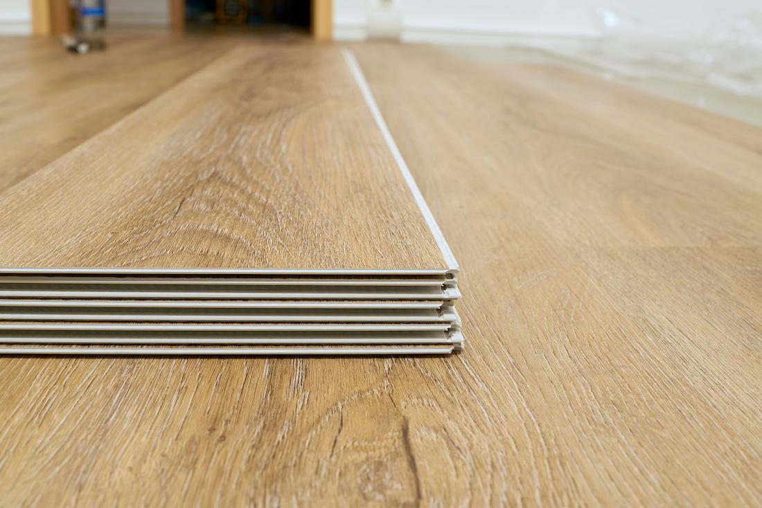 woonhome-PVC-click-vloer-laten-leggen-nieuwe-vloer-thuis-1
