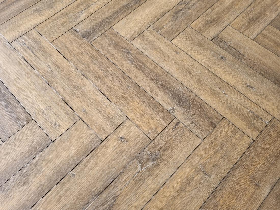 woonhome-pvc-vloeren-vloer-zwolle-visgraat-motief-vloer-1