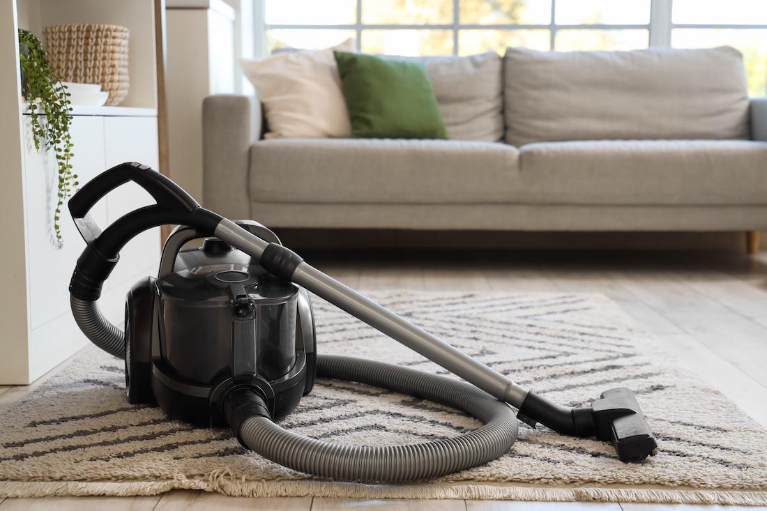 woonhome-huis-schoonmaken-stofzuigen-stofzuiger-stof-vrij-maken-2