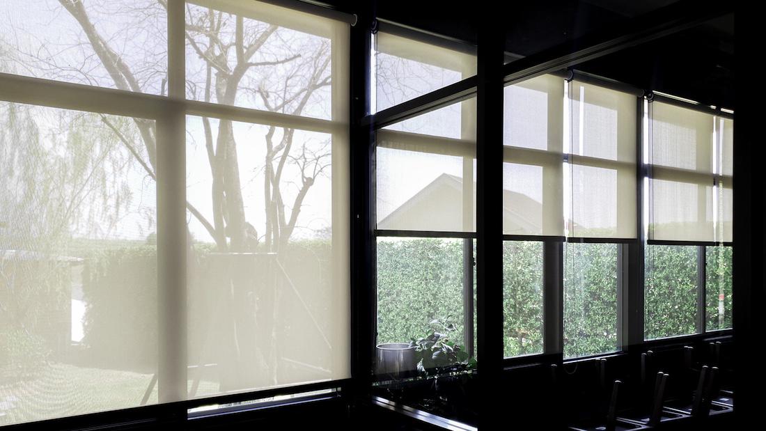 woonhome-zonwering-op-maat-rolluiken-screens-1