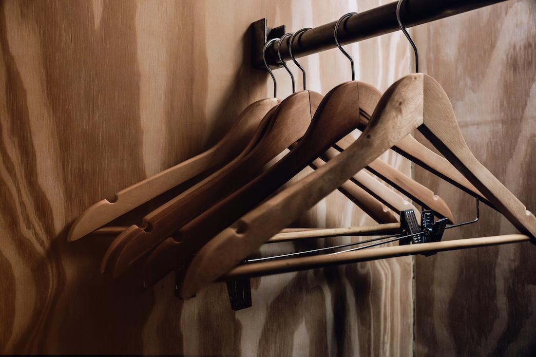 woonhome-steigerhouten-kledingkast-kast-kleding-hout-1