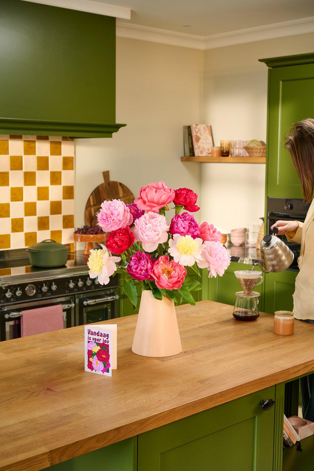 Bloomon Mono Peony bloom high – Deze Moederdagboeketten van bloomon maken écht indruk