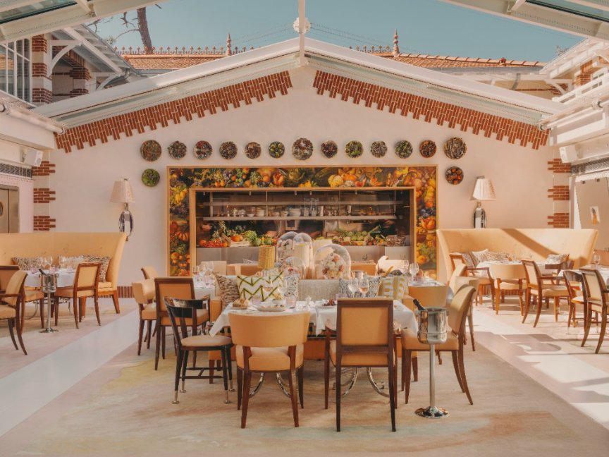 Villa Colette: Philippe Starck ontwerpt droomhotel aan de Franse kust (2)