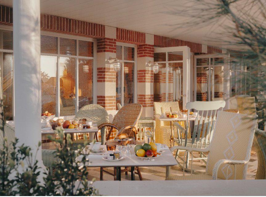 Villa Colette: Philippe Starck ontwerpt droomhotel aan de Franse kust (3)