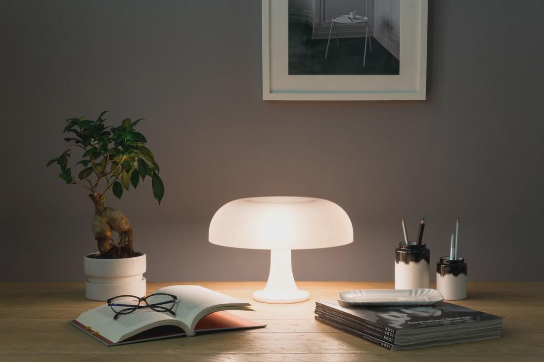 Artemide Nessino tafellamp wit sfeerbeeld
