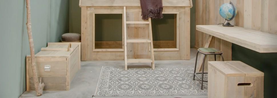 Steigerhouten speelgoedkist van SandersWoodWorks