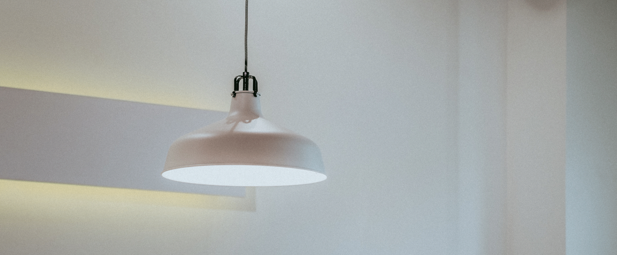 Hoe creëer je de juiste sfeer met verlichting in huis?