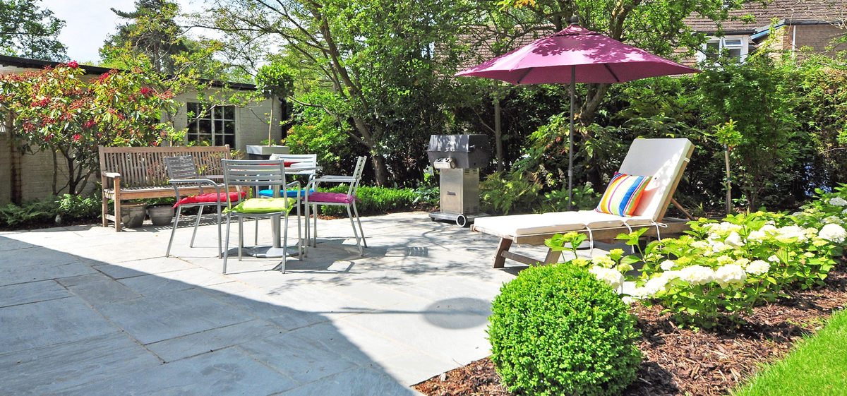 Maak een trendy zomerproof tuin met deze tips