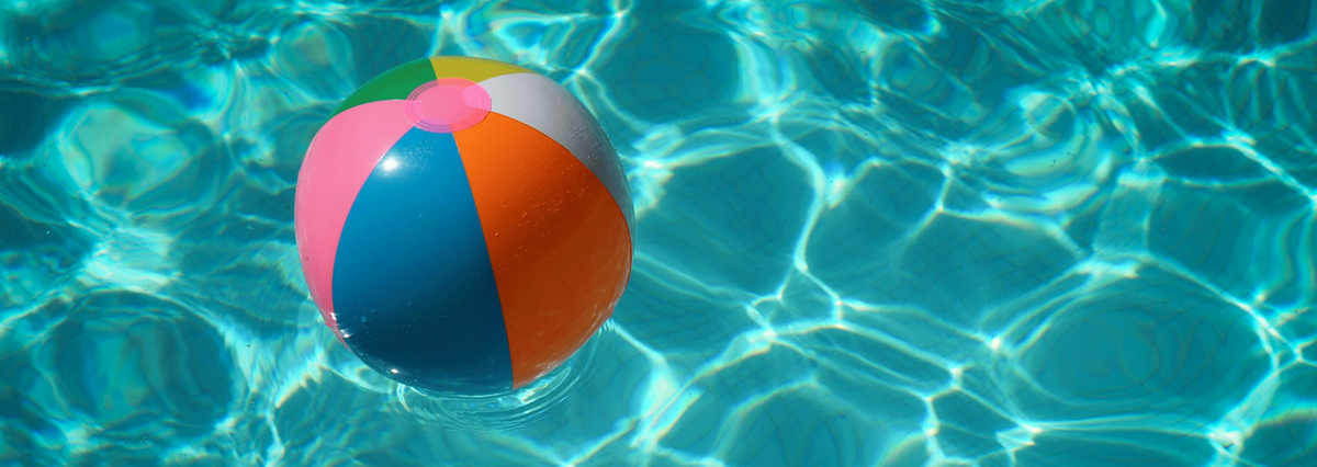 Tuinstoelen, zwembad en badgoed kopen en de vakantie kan beginnen!