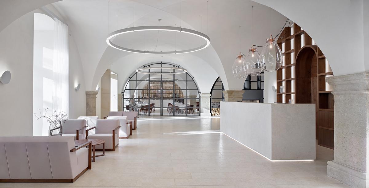 Van historische graanschuur tot modern hotel