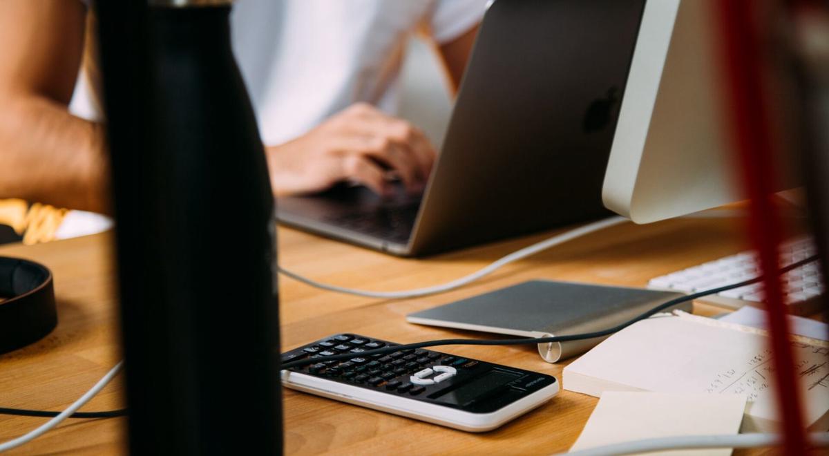 Kabels wegwerken doe je in een handomdraai met deze handige tips