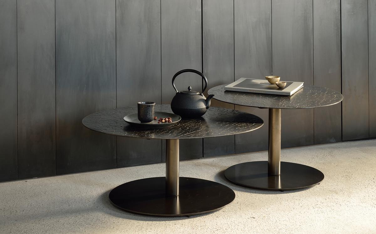 Deze unieke ronde koffietafel van de hand van een meestervakman wil je hebben