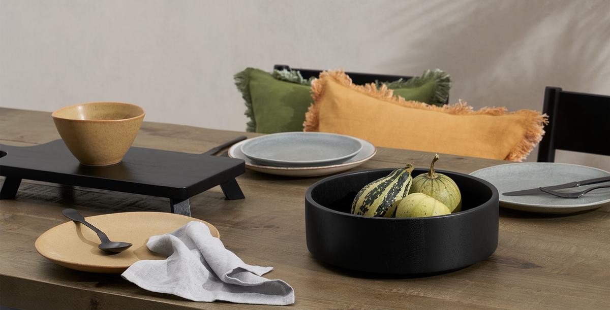 All black: stijlvol tafelen doe je met modern, zwart servies en bestek