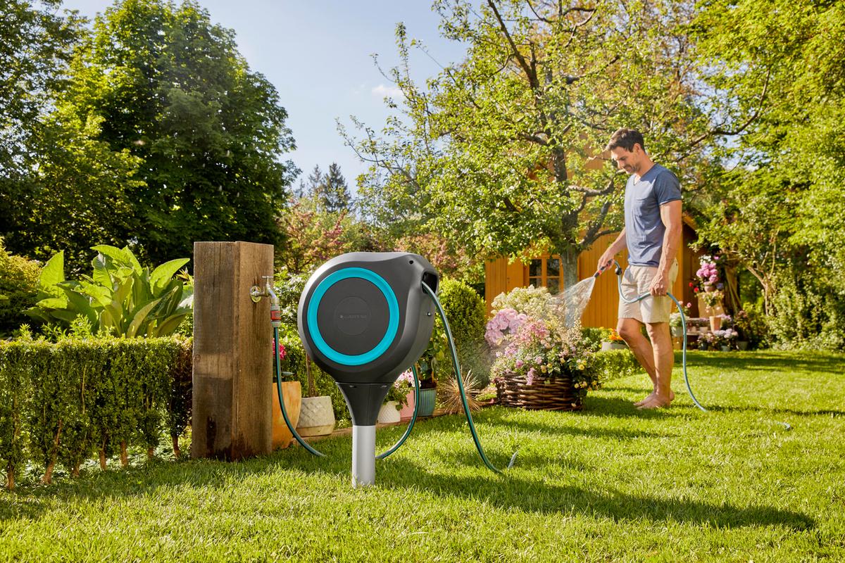De nieuwe tuinslangenbox van GARDENA RollUp:  je tuinslang binnen no-time goed opgeruimd