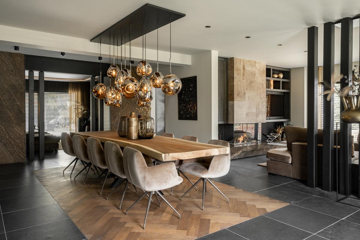 Hier moet je rekening mee houden wanneer je online een boomstamtafel koopt