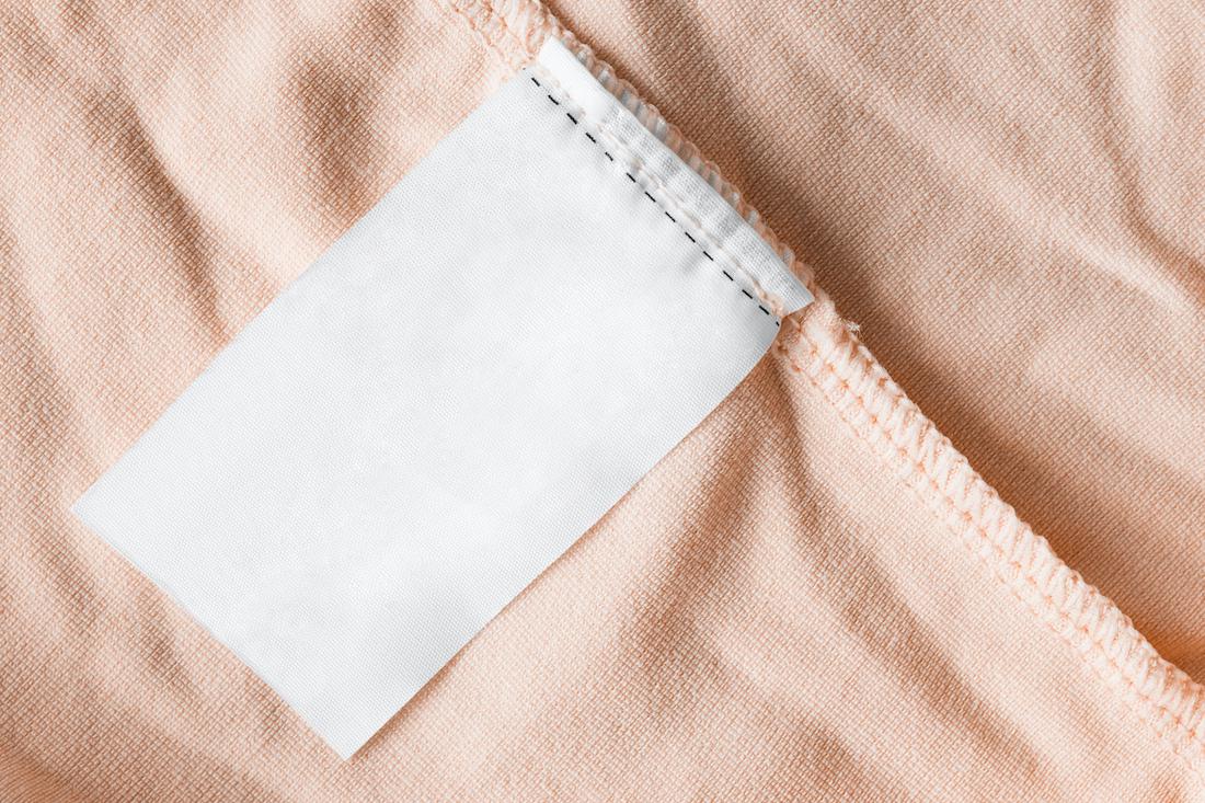 4 tips voor het aanbrengen van een etiket op textiel
