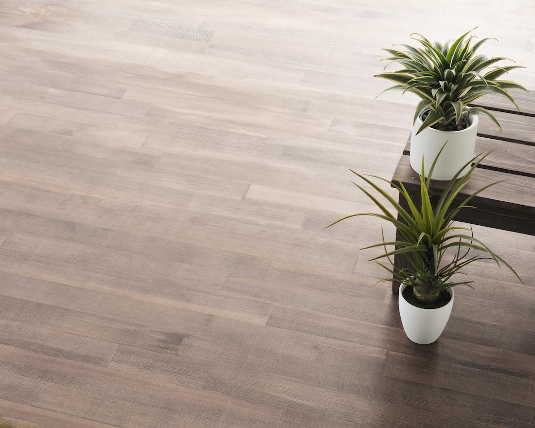 Creëer een natuurlijke uitstraling in huis met PVC vloeren of laminaat