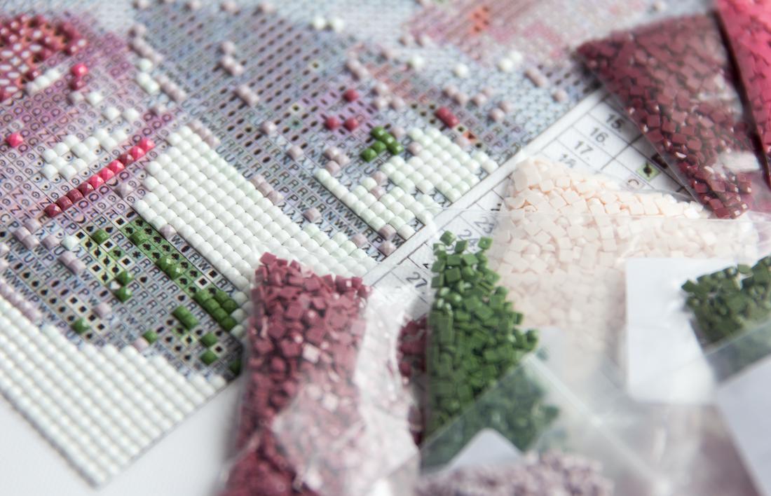 De meest originele manieren om je dierbare momenten vast te leggen: van diamond painting tot schilderen op nummer