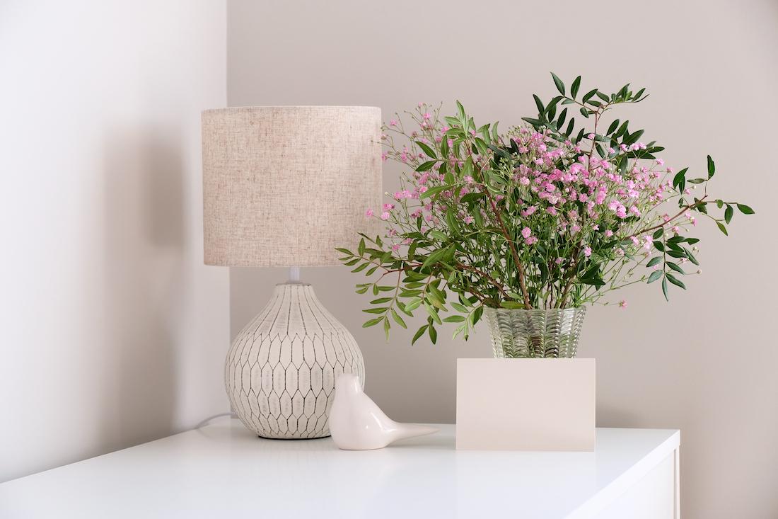 Dit zijn de 4 voordelen van zijde bloemen voor in je interieur