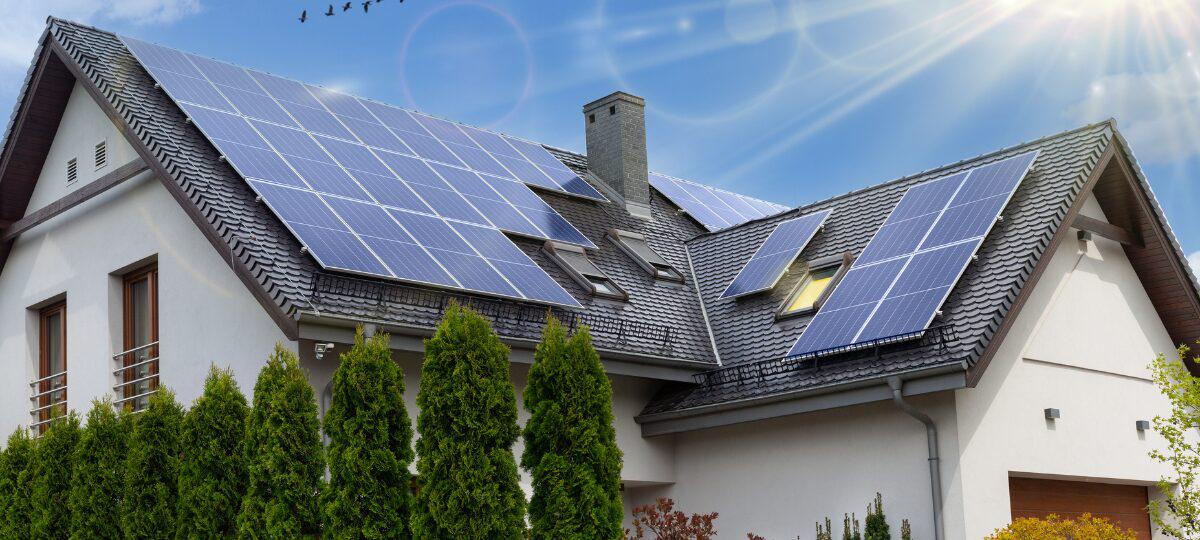 Salderingsregeling voor zonnepanelen blijft in stand: waarom je nu moet investeren in zonnepanelen