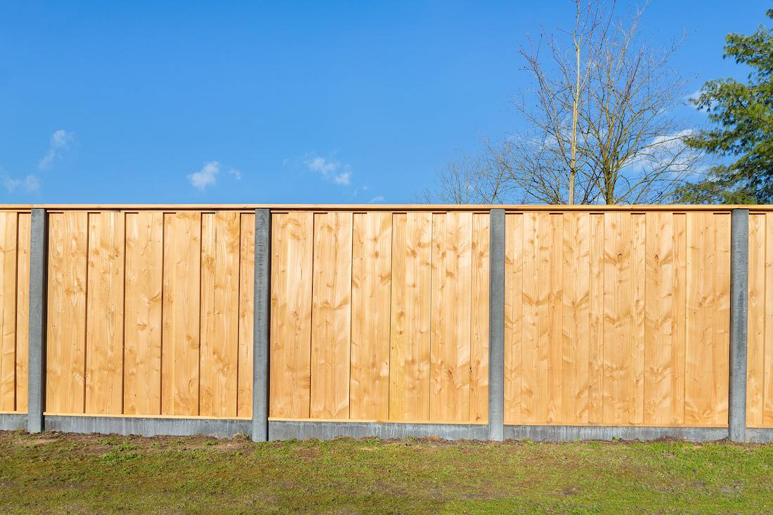 Tuin inspiratie: Hout-beton schutting