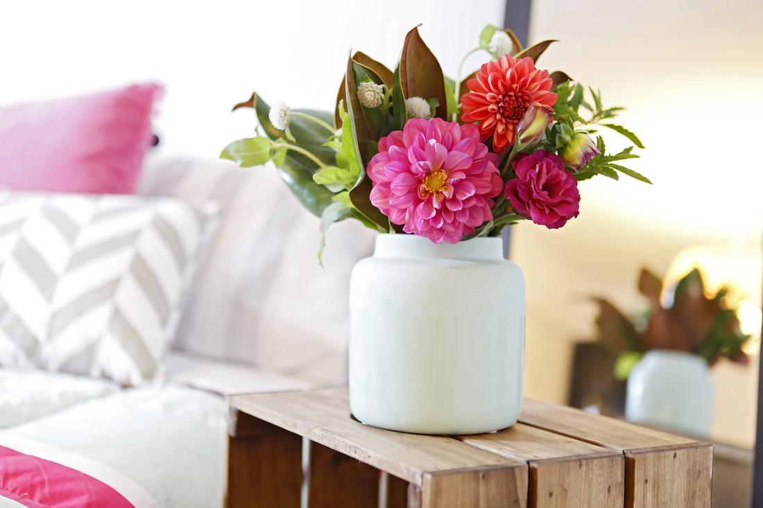 De charme van een bloemen boeket in je interieur