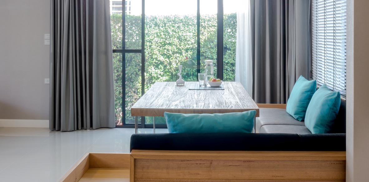 5 manieren om een eethoekbank set te combineren in je interieur