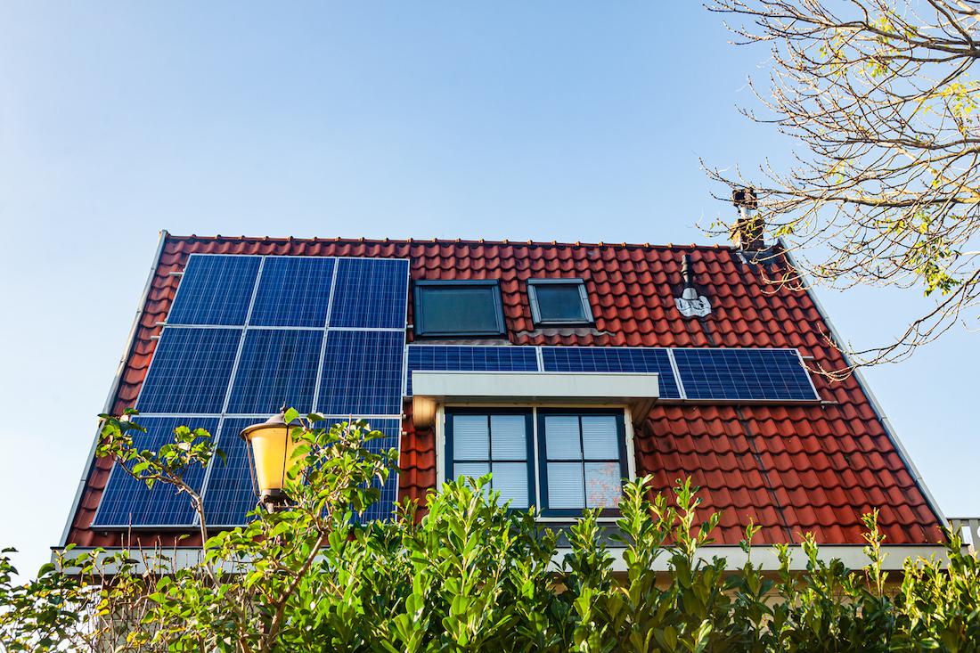 Dit moet je weten voordat je zonnepanelen laat installeren