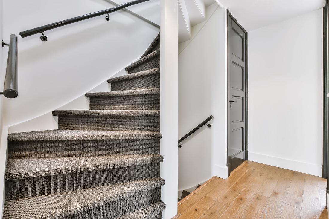 Een trap stofferen: waar moet je op letten?