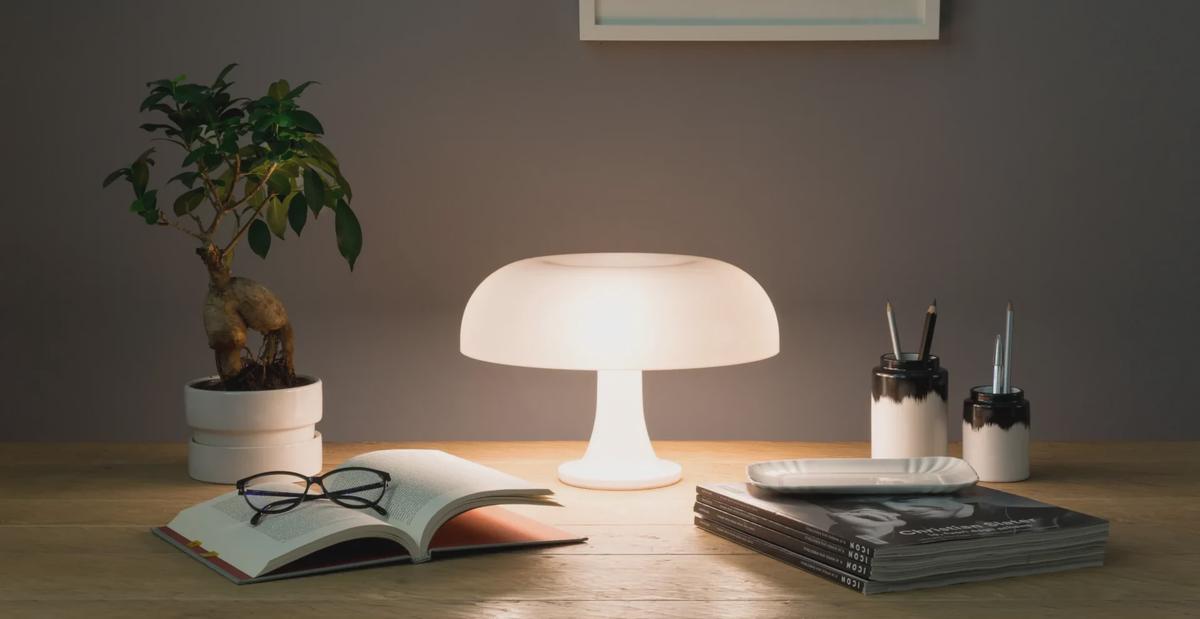 9 witte tafellampen van Artemide: van designicoon tot draagbaar